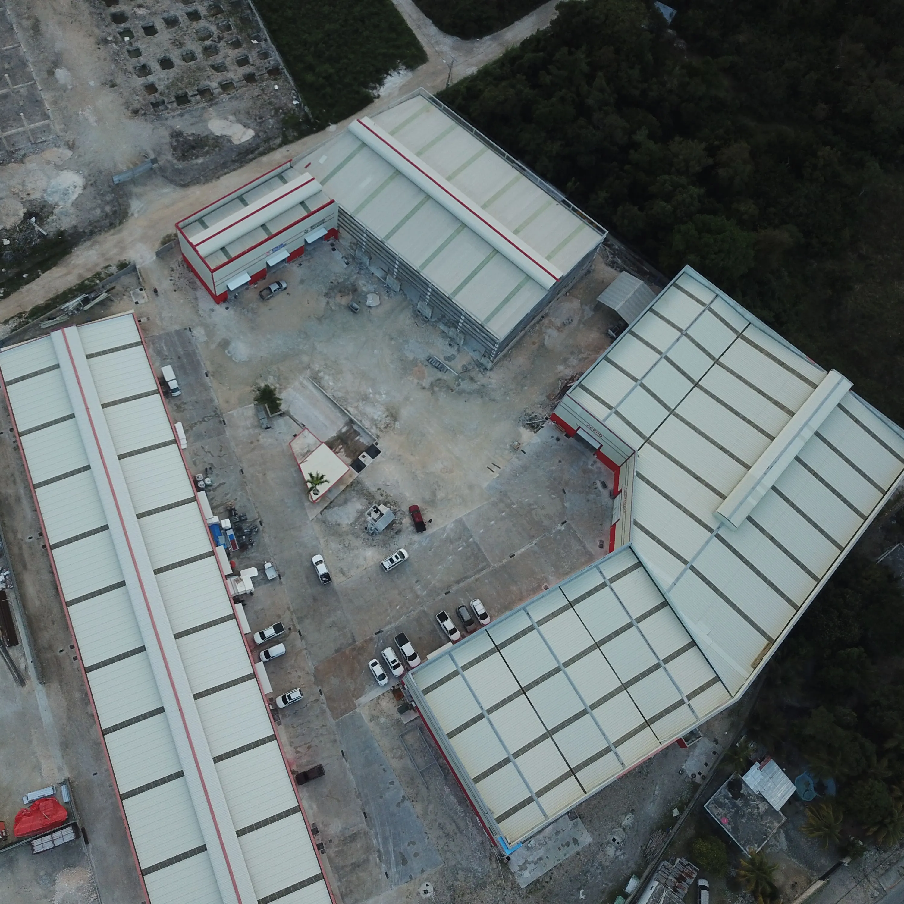 Edificio comercial de almacén de acero prefabricado