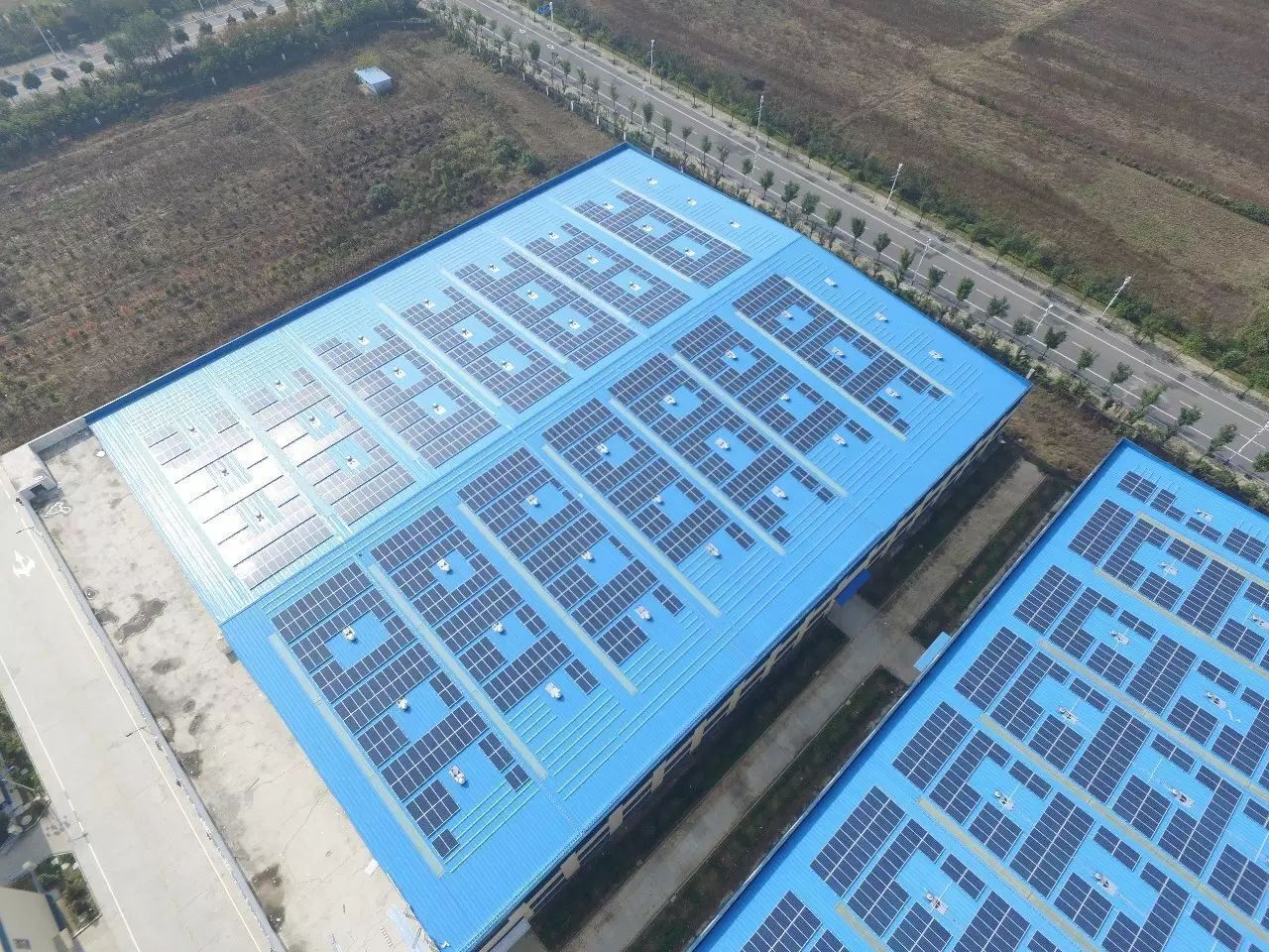 Planta fotovoltaica de estructura de acero multifuncional ambiental popular 