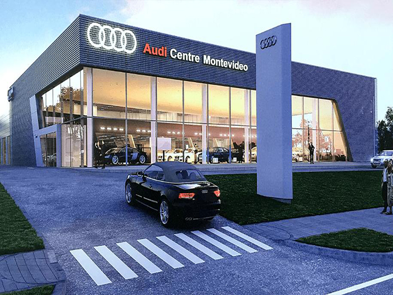 Salón de exhibición de la sala de exposición Audi de edificio multifuncional en Uruguay